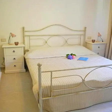 Holiday home Ambra